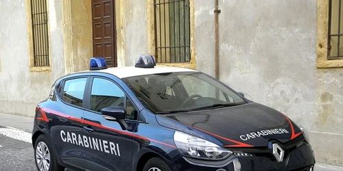 carabineri foto commons.wikimedia.org