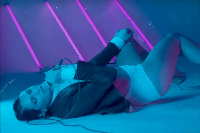 Raluka super sexy Undone jpeg