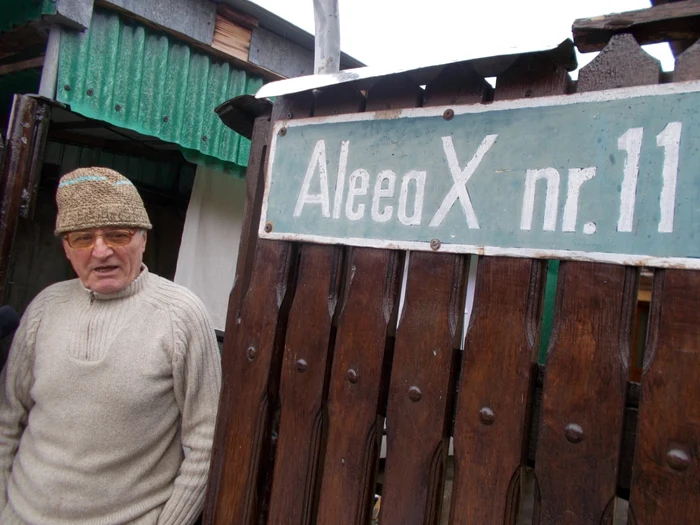 Pe oamenii care locuiesc aici nu-i deranjează denumirea străzii FOTO I.S.