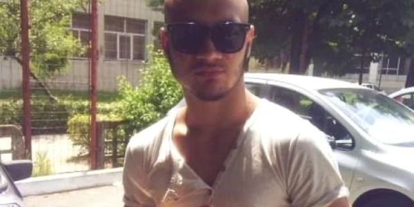 Elevul de 18 ani l-a omorât pe bulibaşa din Segarcea la comanda fiului său