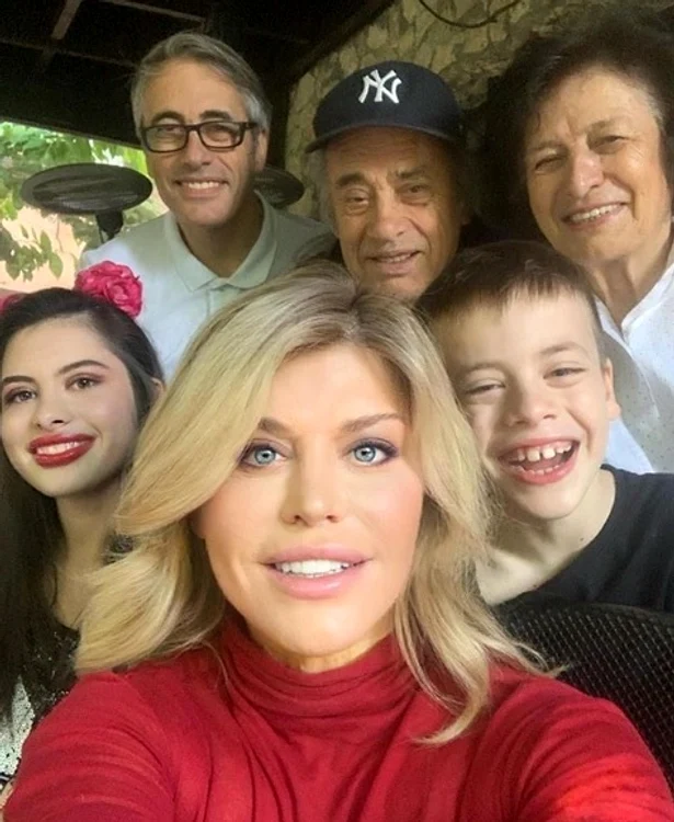 1 loredana groza familie jpg jpeg