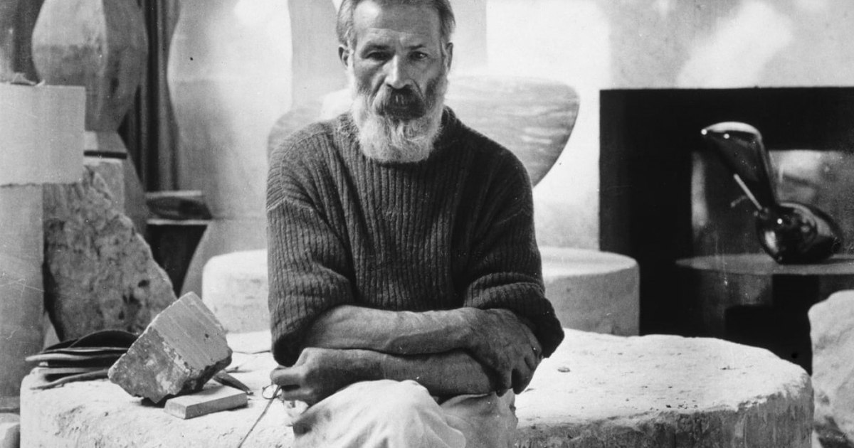 15 iunie: Ziua în care este inaugurat la Paris atelierul marelui sculptor român Constantin Brâncuși