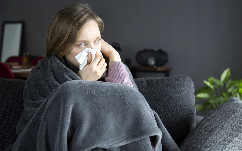 Gestul banal care atrage infecțiile respiratorii. Cum ne putem proteja iarna întărindu-ne imunitatea