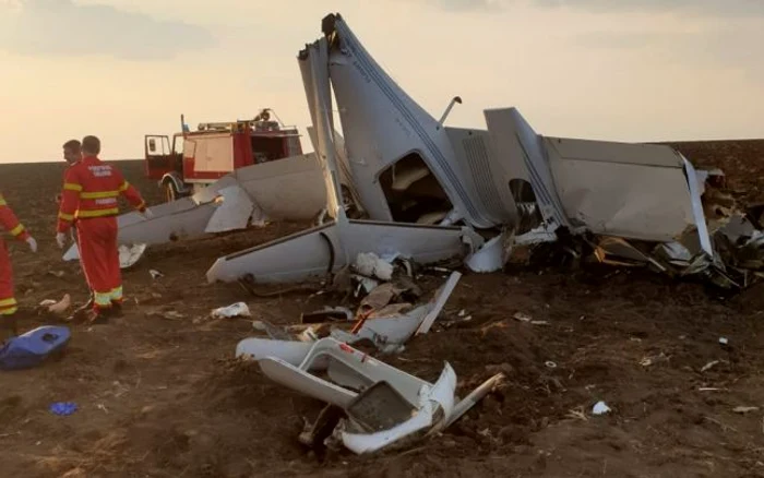 Un avion a aterizat forțat în zona aerodromului Tuzla FOTO: SAJ Constanta