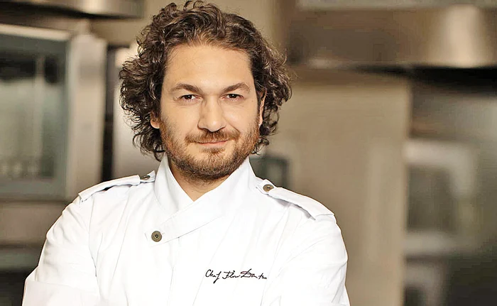 
    Chef Dumitrescu  vă învață să gătiți  româneşte  