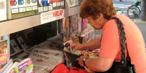Satu Mare: Năvală la cărţile Virginiei Woolf din colecţia „Adevărul“