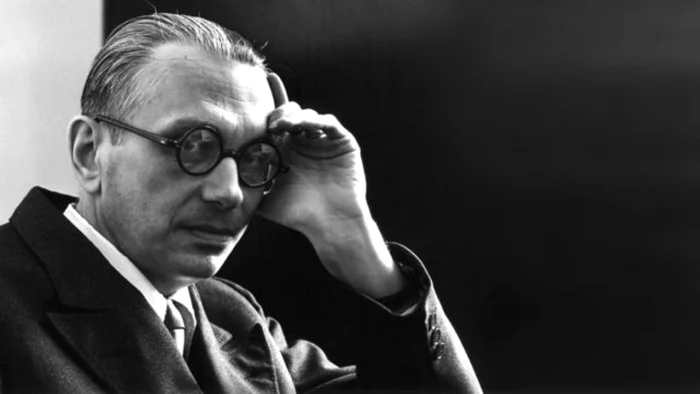 Kurt Godel, matematicianul care a folosit logica pentru Dumnezeu