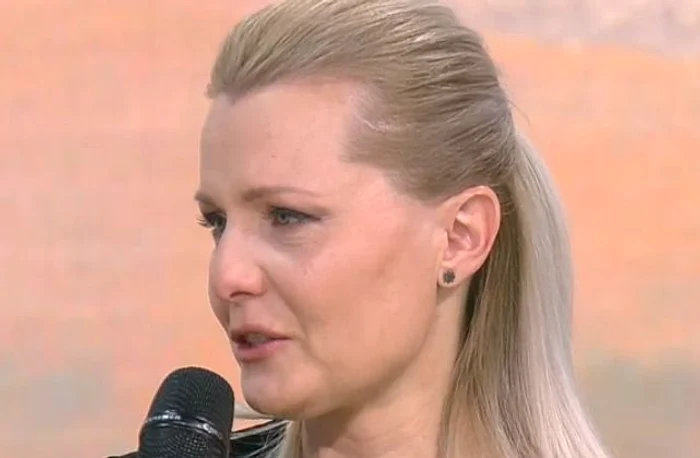 
    Simona Secrier a păstrat o relație apropiată cu Mihaela Constantinescu, prima soție a lui MihaiFoto: arhivă personală  