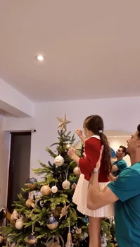 Cum arată bradul Andreei Bălan / Foto: Instagram