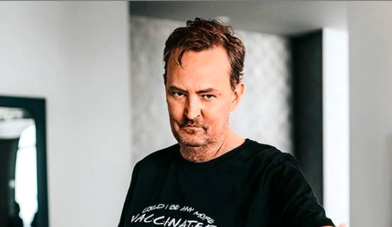 
    Matthew Perry a rămas singur după doi aniFoto: Instagram  