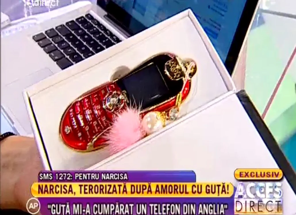 Narcisa a arătat la TV ce cadou i-a luat Guţă din Londra