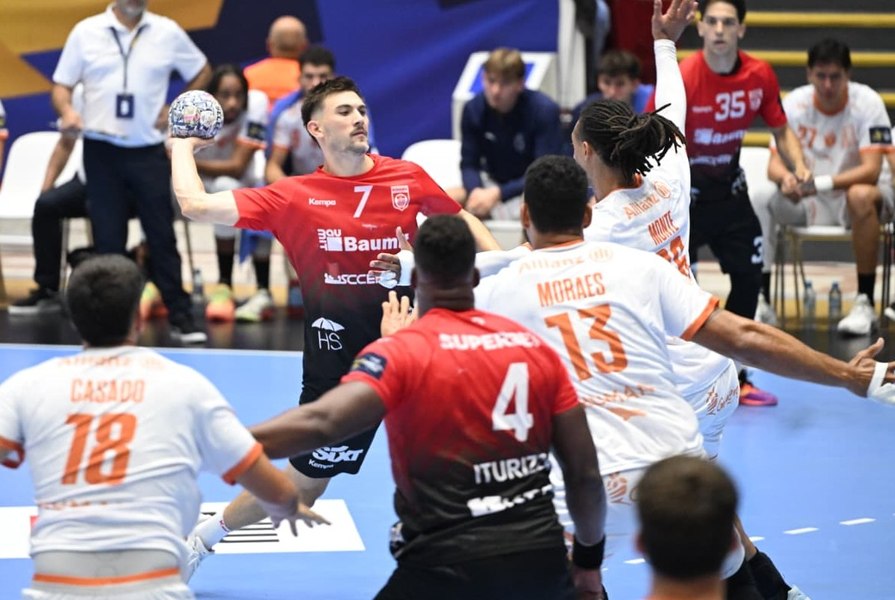 Dinamo s-a luptat cu Montpellier mai bine de o repriză în Liga Campionilor la handbal