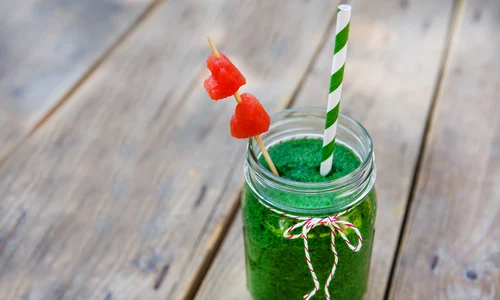 Aurul verde contine colagen si previne caderea parului  Sursa foto shutterstock 156425315 jpg