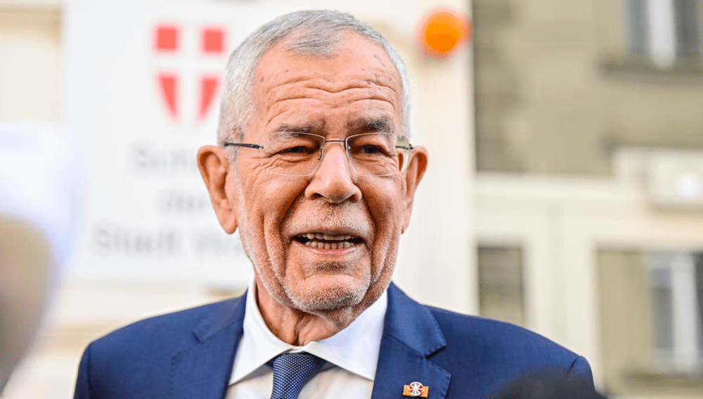 Alegeri prezidențiale în Austria: Alexander Van der Bellen câștigă un nou mandat, potrivit exit-pollurilor