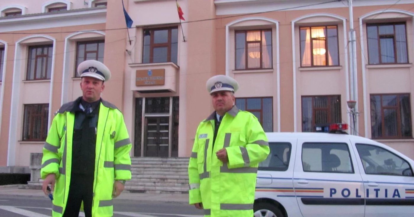 Ameninţarea a fost făcută de un bărbat, prin telefon