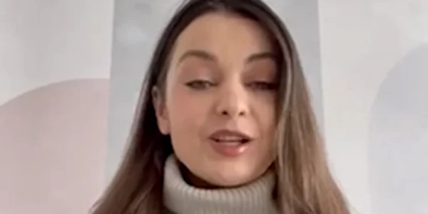 Roxana Ciuchilan mp4 thumbnail png