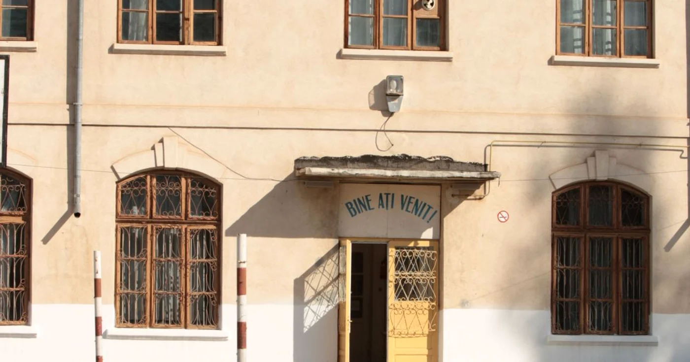 Şcolile vor rămâne pustii până marţi
