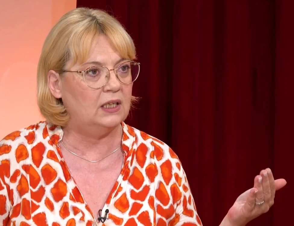 Emilia Popescu 1 jpg