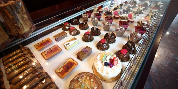 Cofetarie - prajituri - Boutique Restaurant Chocolat / MEDIAFAX FOTO