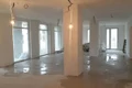 Preotul Claudiu Banu spune că mai are nevoie de doar 200 000 de lei, dar că nu se teme că nu va reuşi să finalizeze lucrarea sa de suflet jpeg