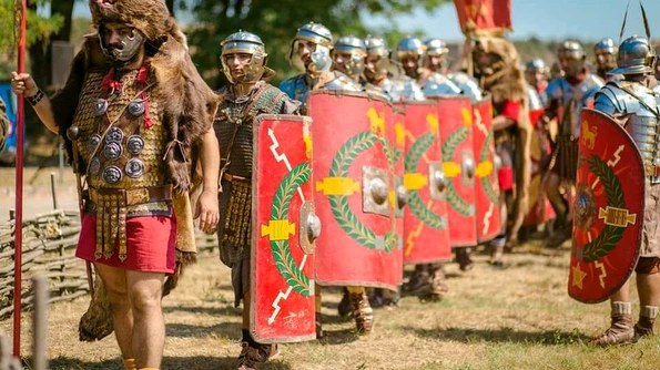 Tipologiile reconstituirii istorice antice în România jpeg