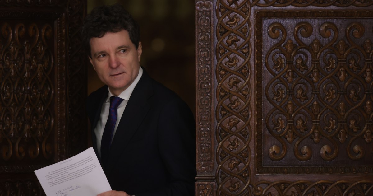 Nicușor Dan: Administrația publică, într-o rutină periculoasă