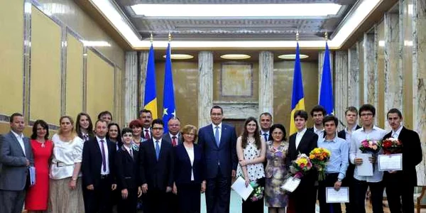 premiere guvern elevi olimpici chimie FB remus pricopie