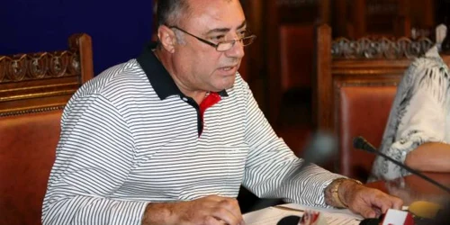  Antonie Solomon a declarat că nu s-ar opera într-un spital din Craiova. 