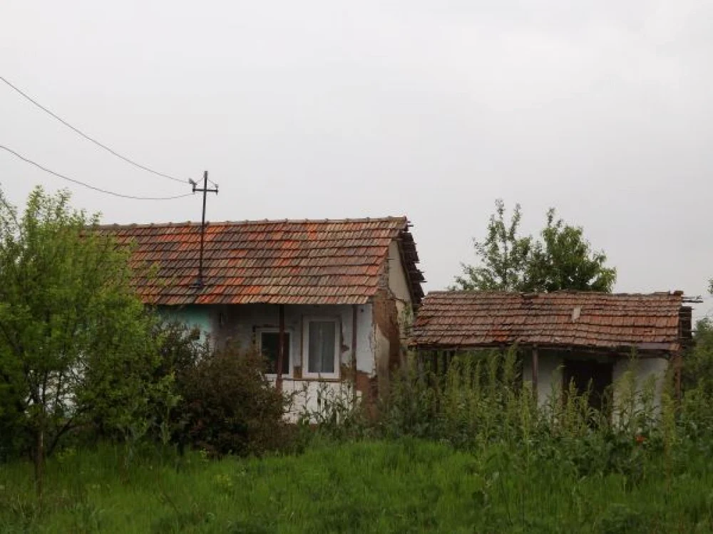 Casa unde a fost torturat tânărul din Cioroboreni FOTO Corina Macavei