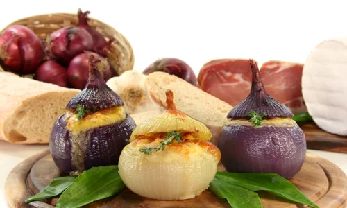 ceapa umpluta bacon jpeg