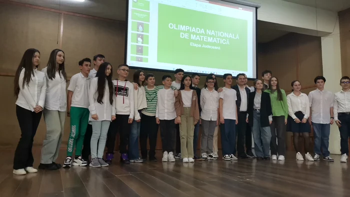 21 elevi ai colegiului au fost premiați la Matematică, la faza județeană FOTO: A.M.