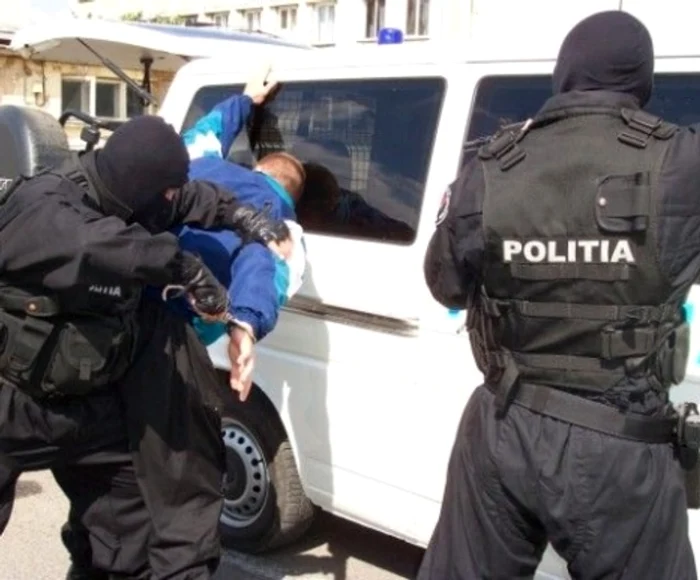 
    Forțele de ordine au intervenit pentru a aplana conflictul  