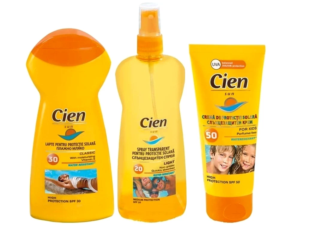 La Lidl găseşti creme, spray-uri şi emulsii de plajă din gama Cien, atât pentru adulţi, cât şi pentru copii