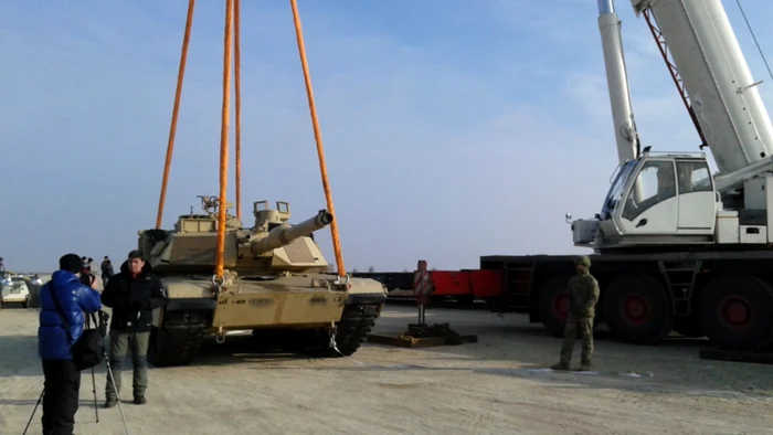 Armata americană a adus tehnologie militară modernă la baza Kogălniceanu. FOTO: Sînziana Ionescu