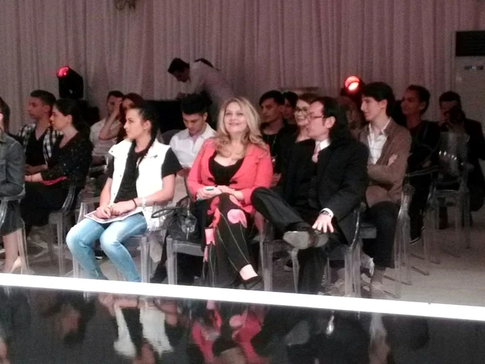 Miron Cozma şi Olga Bălan au stat unul lângă altul la prezentările de modă