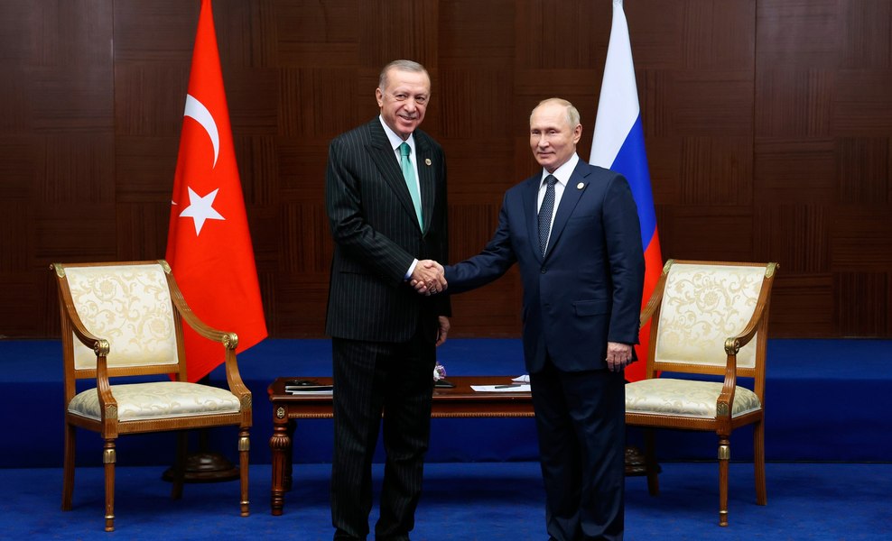Vladimir Putin va vizita Turcia în luna august. Ce speră să obțină Erdogan din partea liderului de la Kremlin