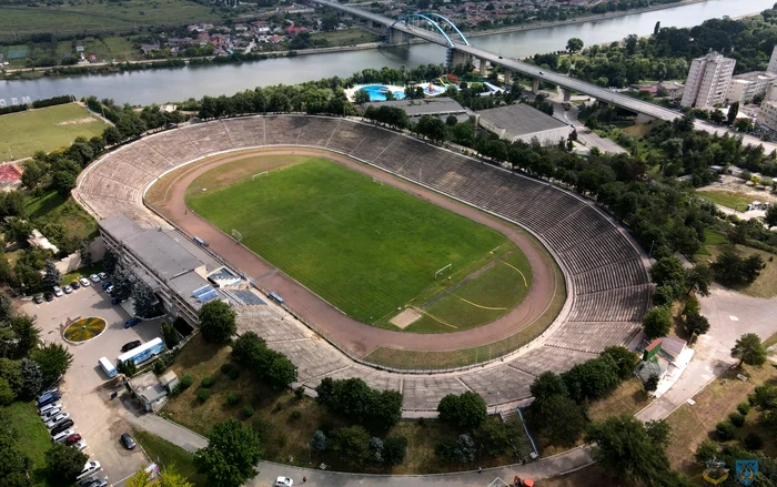 Stadionul din Medgidia. Foto Florin Rotaru. Wikipedia