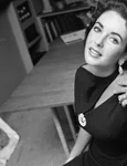 Elizabeth Taylor sursa foto GettyImages jpg