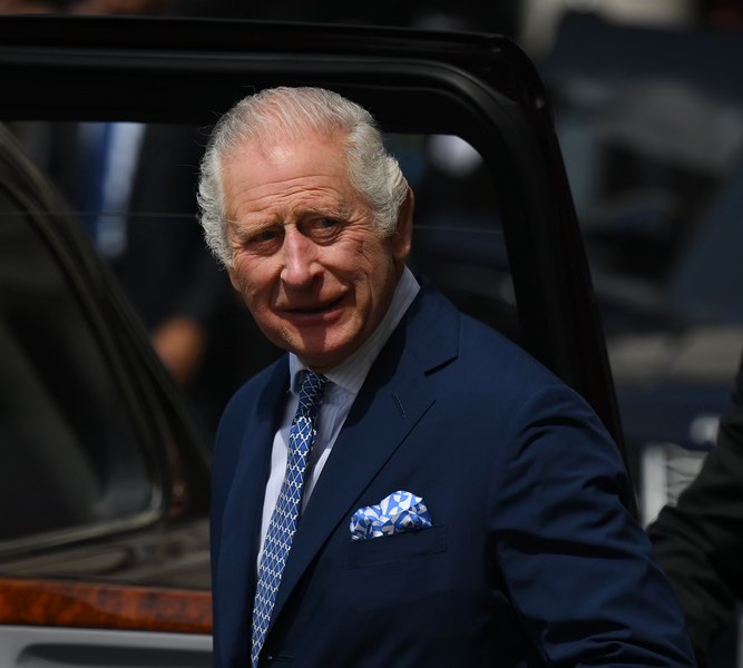 Fascinația regelui Charles al III-lea pentru România și recuperarea trecutului cavaleresc. Detalii oferite de un istoric