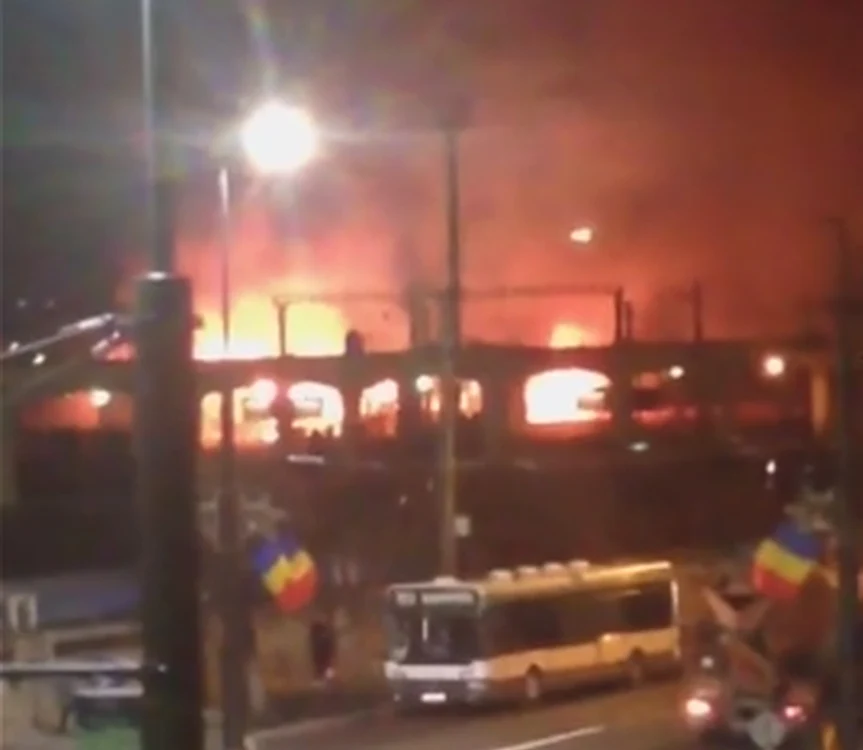 
    Martorii au filmat incendiul din gara Cluj-Napocacaptură video  