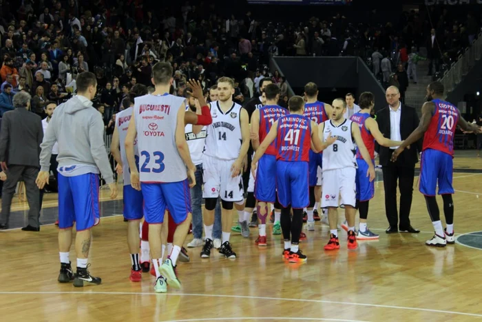 Steaua s-a impus "la mustaţă" la Cluj. FOTO Ovidiu Cornea