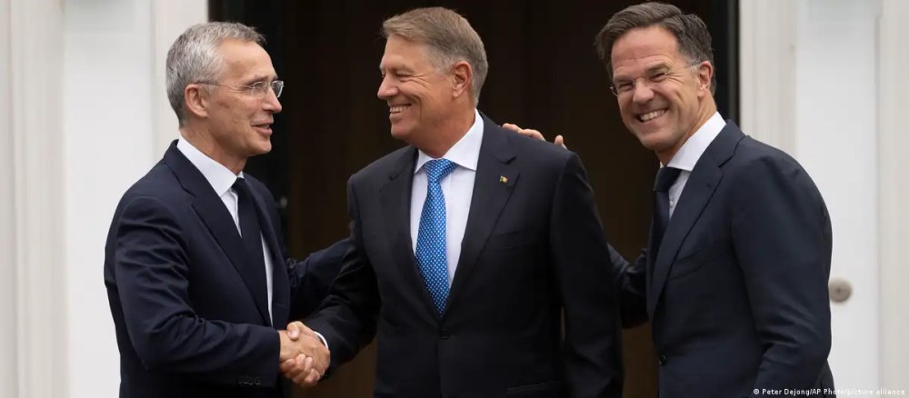 Iohannis poate ajunge șeful NATO. Ungaria îl susține