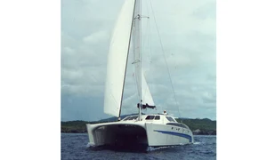 Catamaranul jpeg