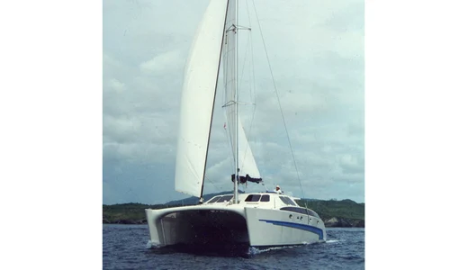 Catamaranul jpeg