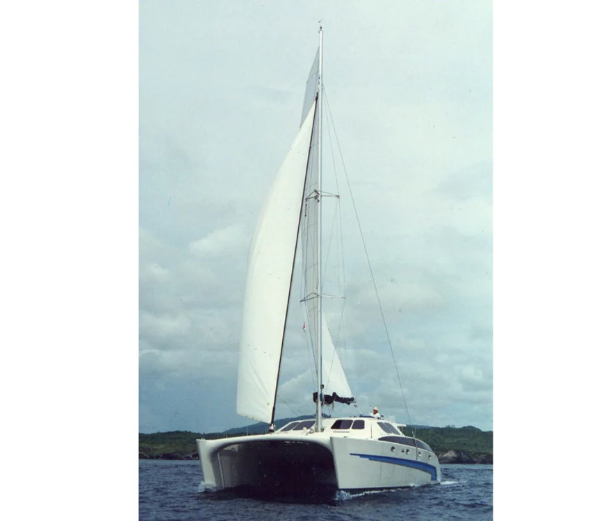 Catamaranul jpeg
