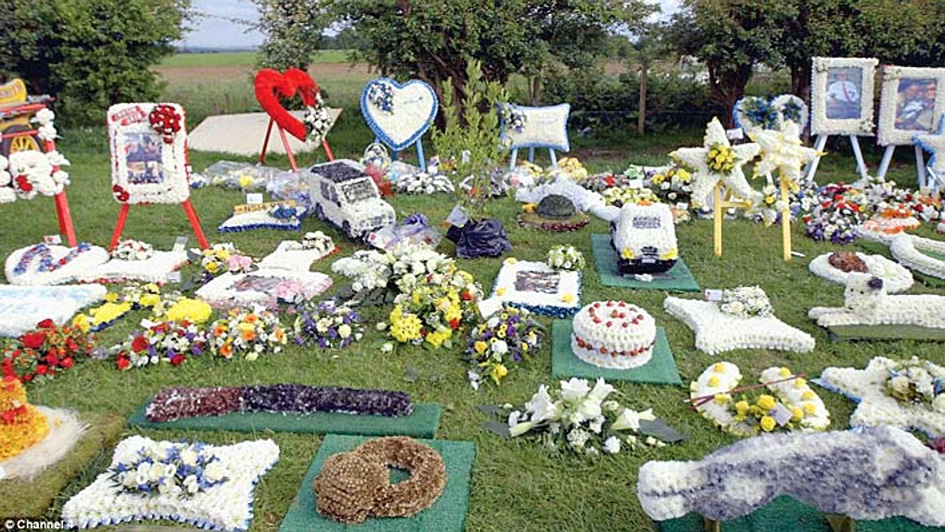 O firmă de pompe funebre britanică a lansat pachetul de funeralii de peste 100.000 de lire sterline