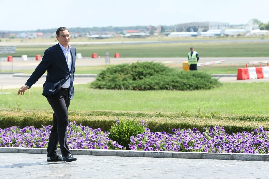 Victor Ponta face declaraţii la Sibiu. FOTO:Adevărul