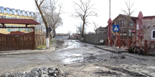 Aşa arăta strada înainte de reabilitare