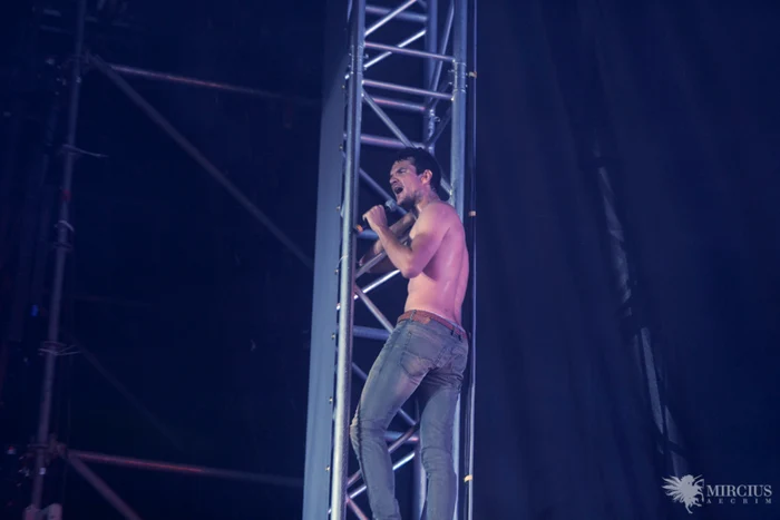 
    Artistul a vrut să-şi vadă toţi fanii din publicfoto: arhiva personală  