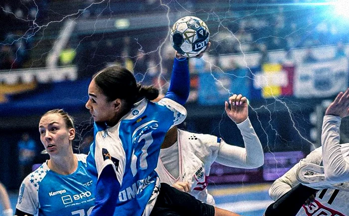 Omoregie, la înălțime în fața franțuzoiacelor. Foto Facebook CSM București 